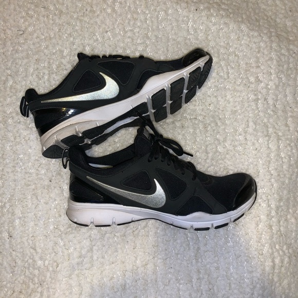 Nike running shoes - Picture 3 of 6